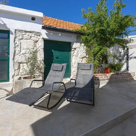Holiday home Colini Dvori Gustirna